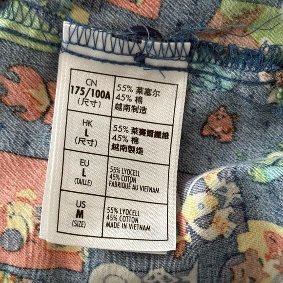 Disney Pixar Parks Button Up Camp Shirt Mens Hawaiian Style Size M - Picture 7 of 10